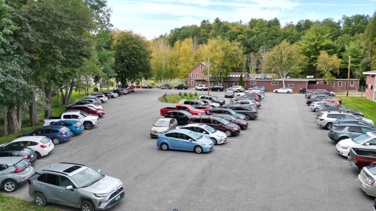 The Putney Inn Екстер'єр фото